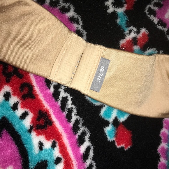 Strapless nude Aerie bra - Picture 2 of 2